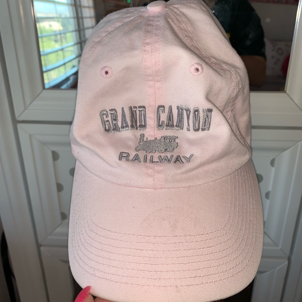 VINTAGE BASEBALL CAP